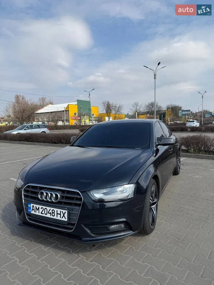 2012 Audi A4 - мініатюра 22