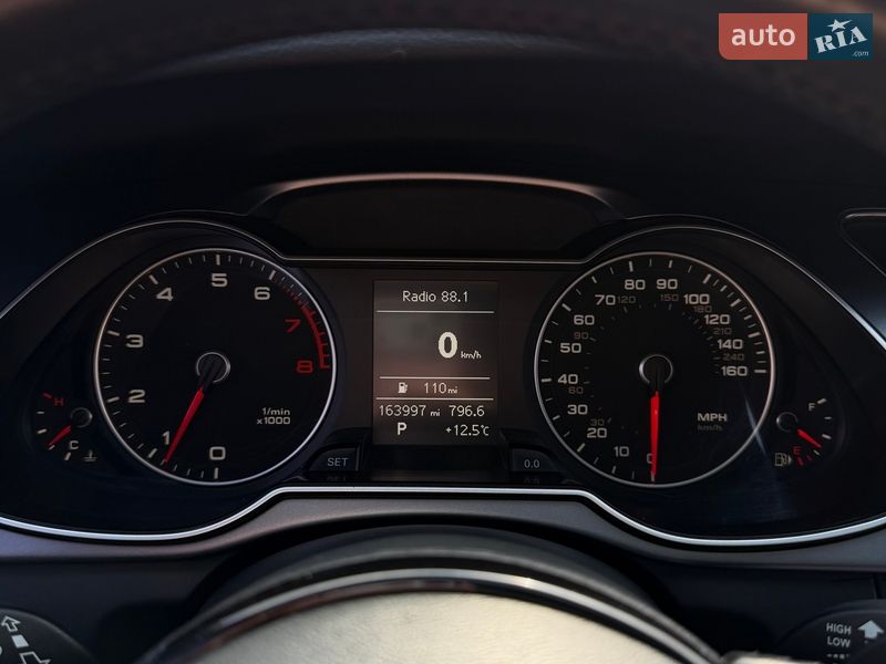 Седан Audi A4 2013 в Житомирі