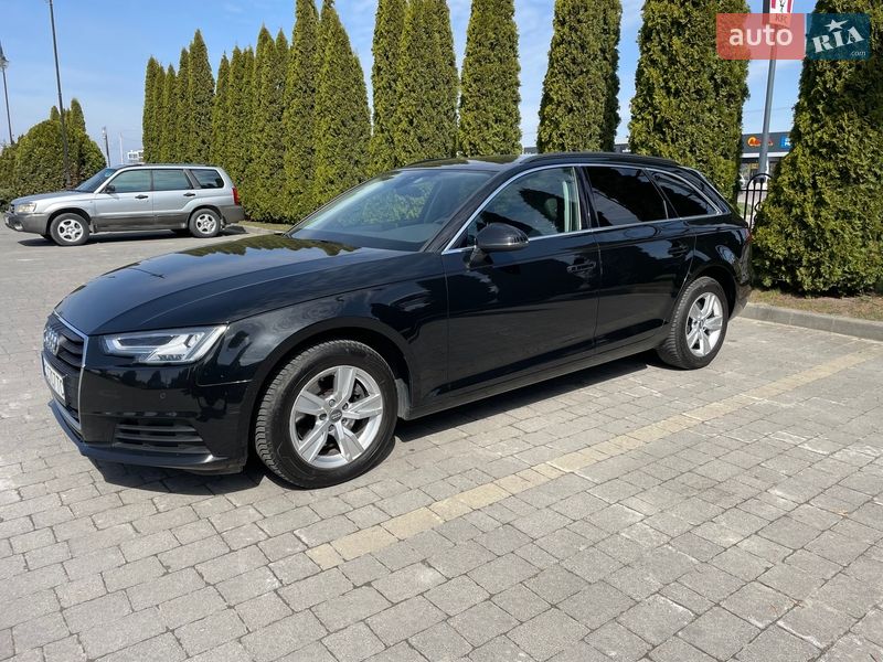 Универсал Audi A4 2018 в Киеве