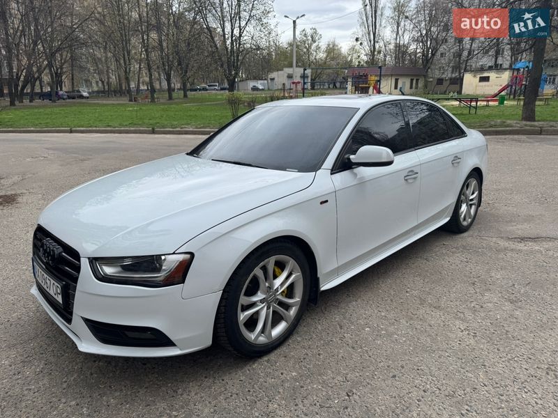 Седан Audi A4 2012 в Харкові