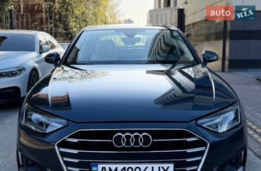 Седан Audi A4 2021 в Киеве