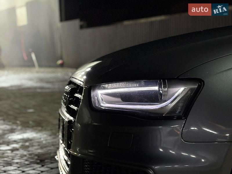 Универсал Audi A4 2015 в Мукачево