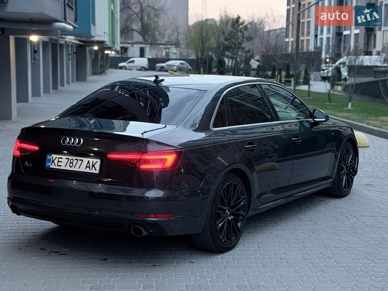 Седан Audi A4 2017 в Дніпрі