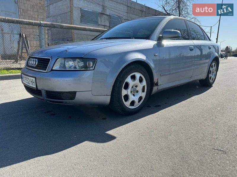 Седан Audi A4 2003 в Василькове