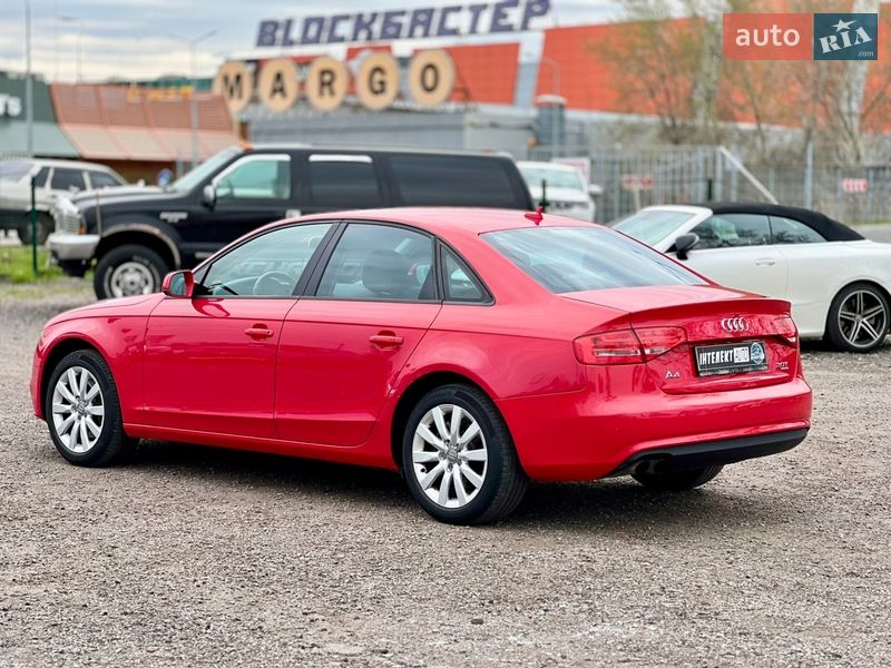 Седан Audi A4 2013 в Киеве