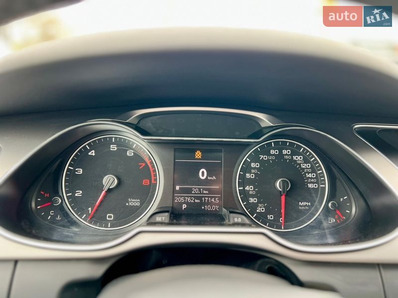 Седан Audi A4 2013 в Киеве