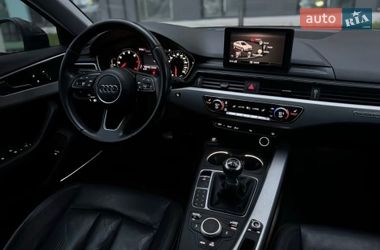 Седан Audi A4 2017 в Киеве