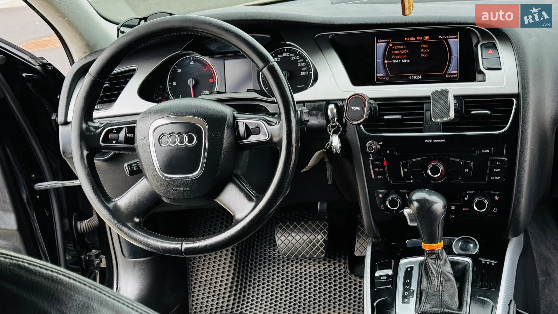 2011 Audi A4 - мініатюра 46
