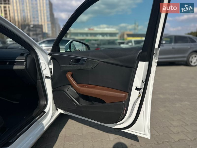 Седан Audi A4 2017 в Луцьку