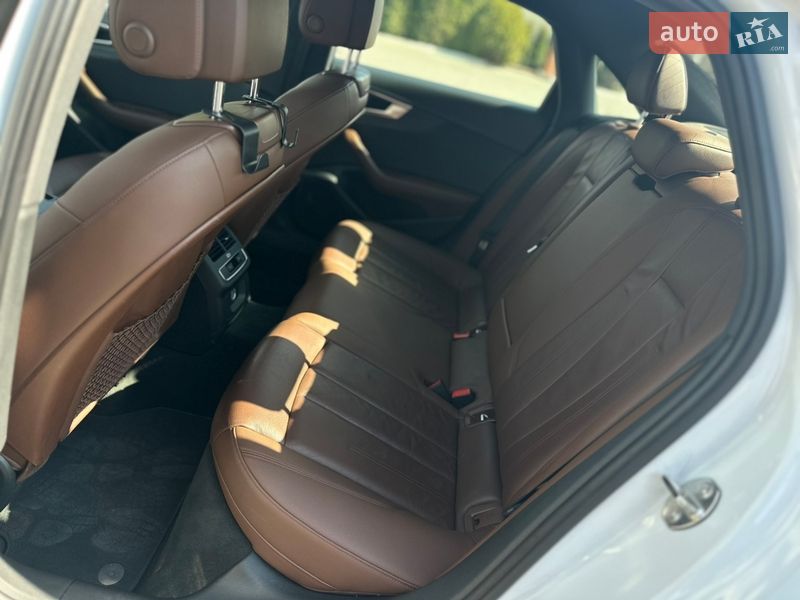 Седан Audi A4 2017 в Луцьку