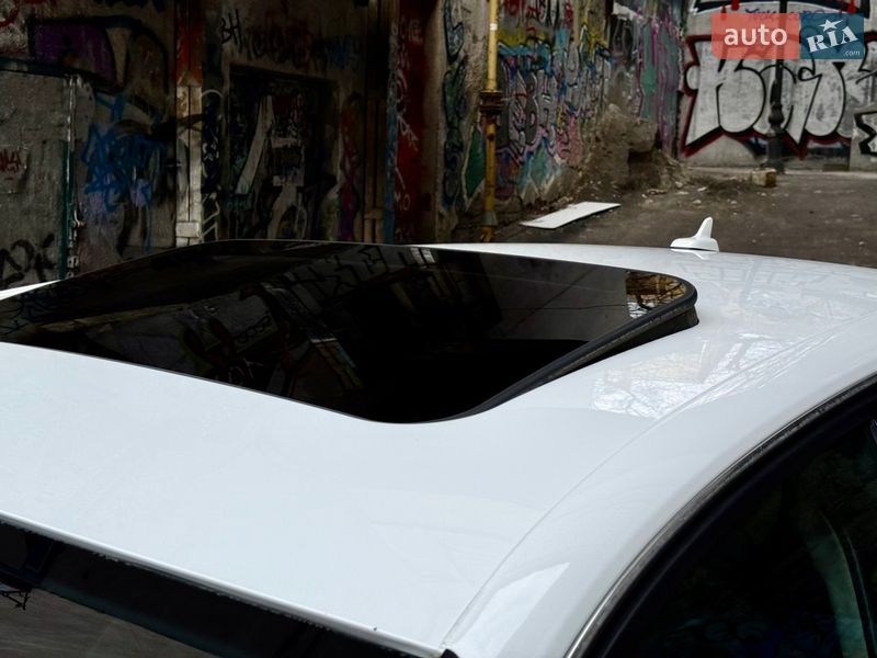 Седан Audi A4 2014 в Одессе