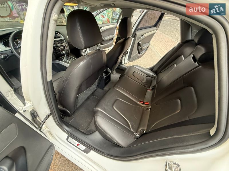 Седан Audi A4 2014 в Одессе