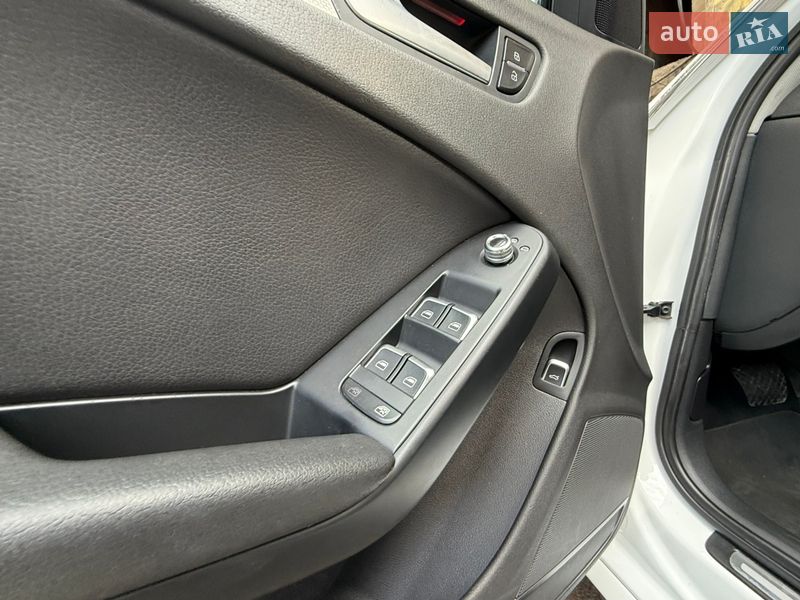 Седан Audi A4 2014 в Одессе
