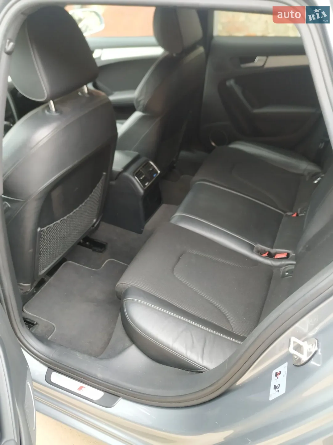 2011 Audi A4 - мініатюра 13