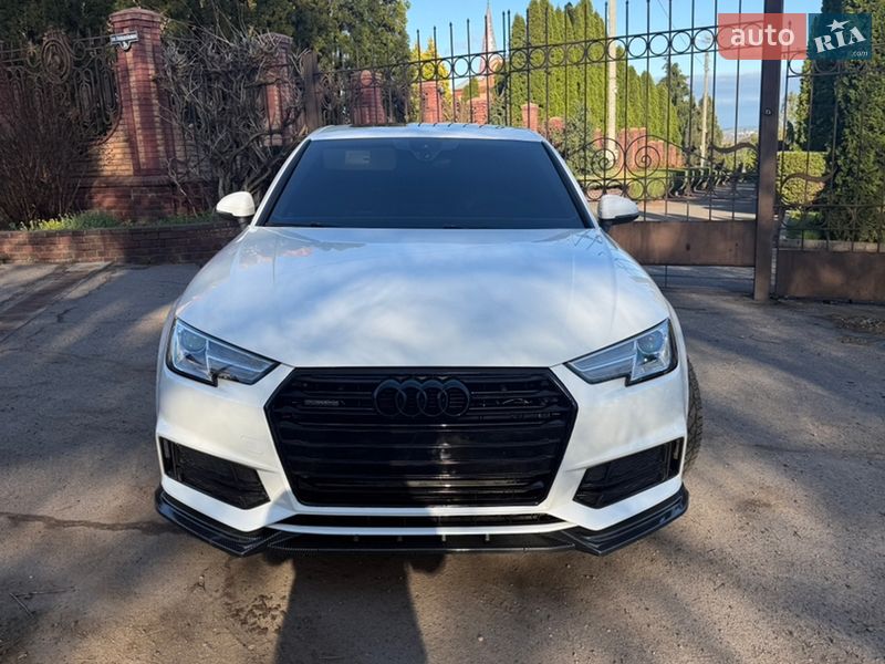 Седан Audi A4 2017 в Киеве