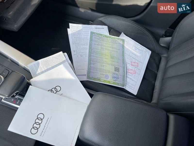 Седан Audi A4 2018 в Львове