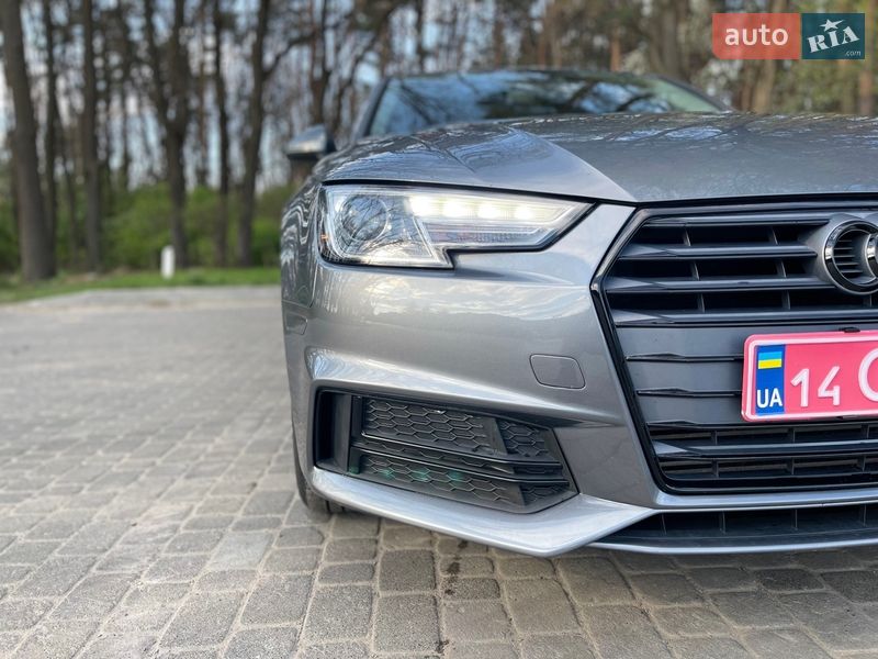 Седан Audi A4 2018 в Львове
