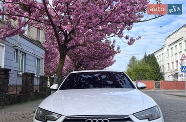 Седан Audi A4 2016 в Мукачево