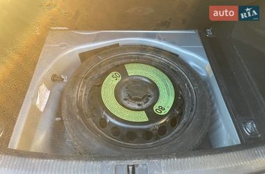 Седан Audi A4 2015 в Львове