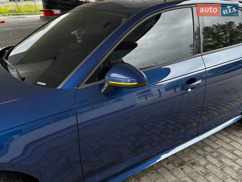 Седан Audi A4 2016 в Дніпрі
