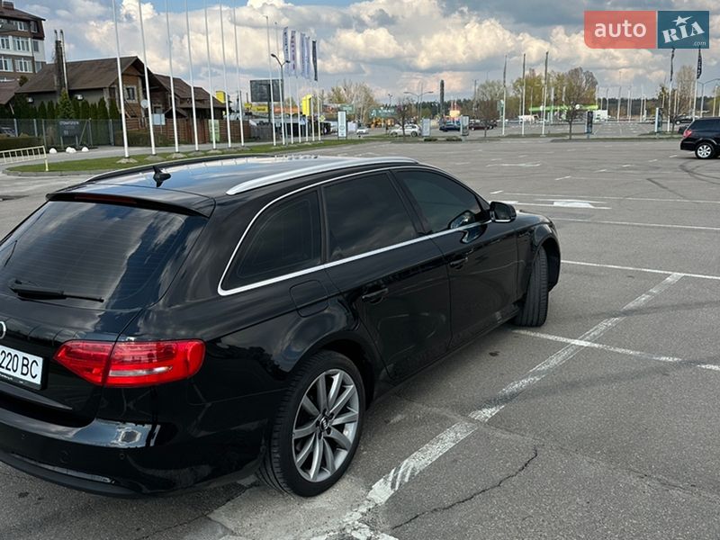 Универсал Audi A4 2012 в Киеве