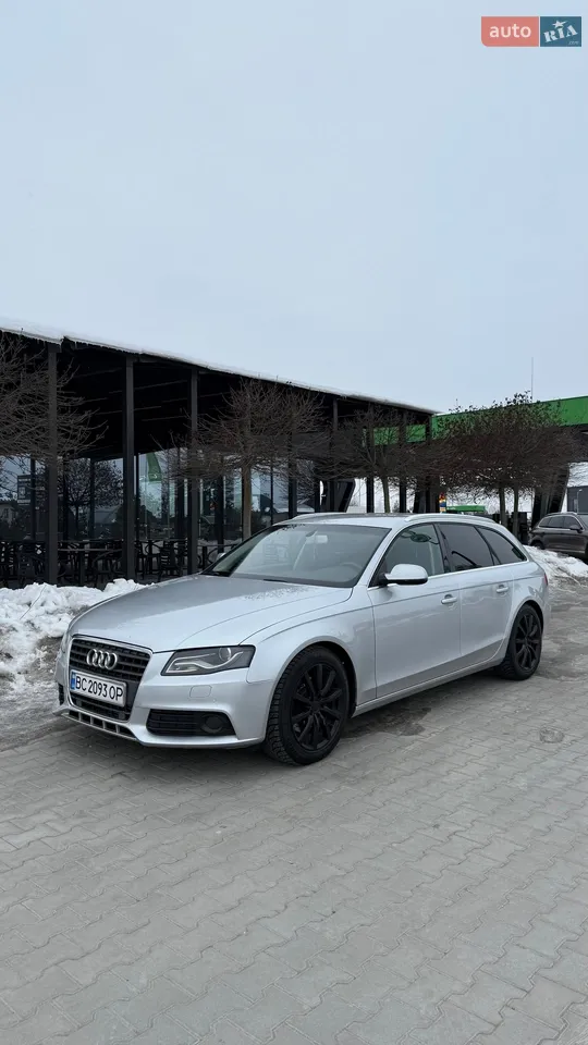2010 Audi A4 - мініатюра 26