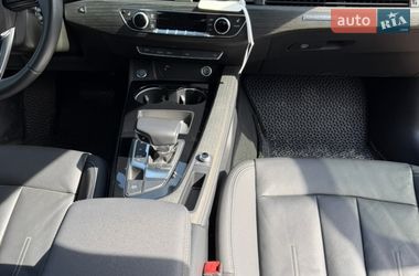 Седан Audi A4 2022 в Бердичеве