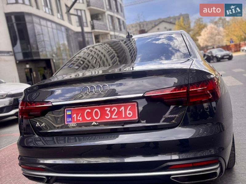 Седан Audi A4 2021 в Львове