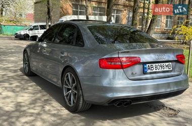 Седан Audi A4 2014 в Хмельницком