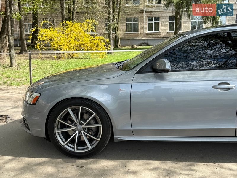 Седан Audi A4 2014 в Хмельницком