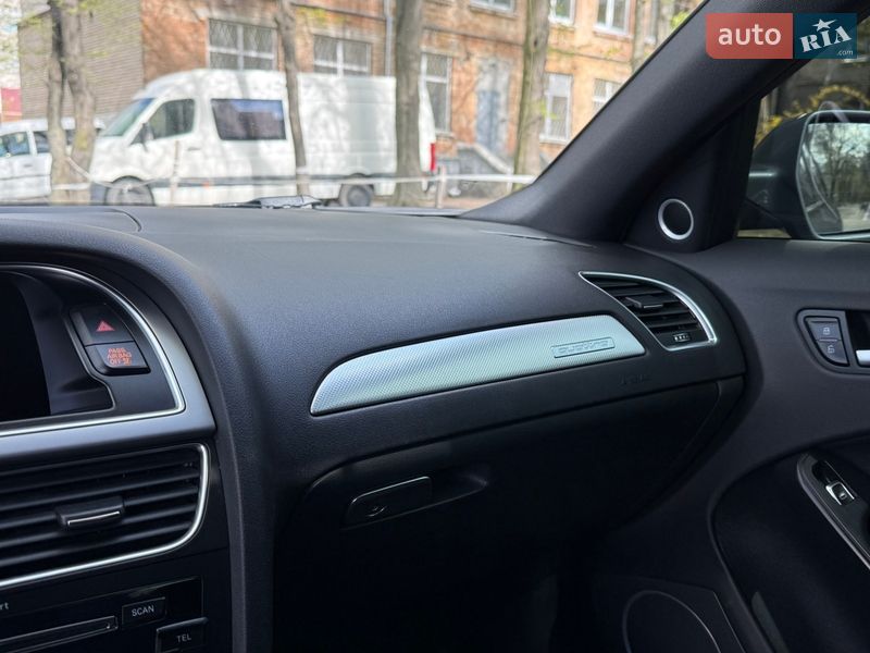 Седан Audi A4 2014 в Хмельницком