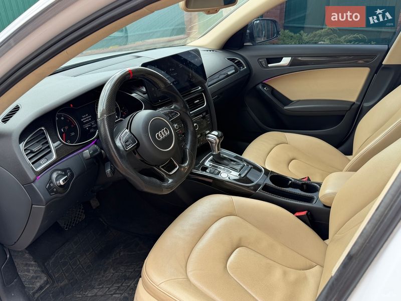 Седан Audi A4 2015 в Львове