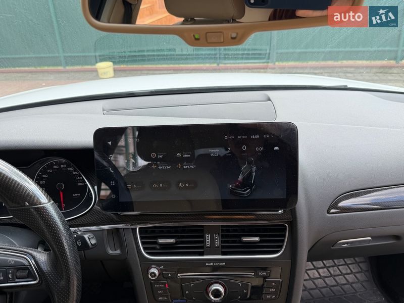 Седан Audi A4 2015 в Львове