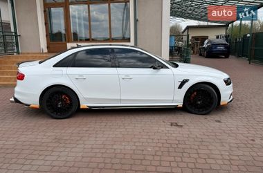 Седан Audi A4 2015 в Львове