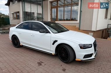 Седан Audi A4 2015 в Львове
