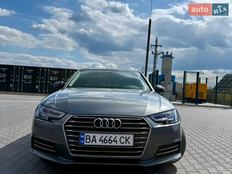 Audi A4 2016 VIN WAUENAF4XHN027158 фото оголошення 31 з 72