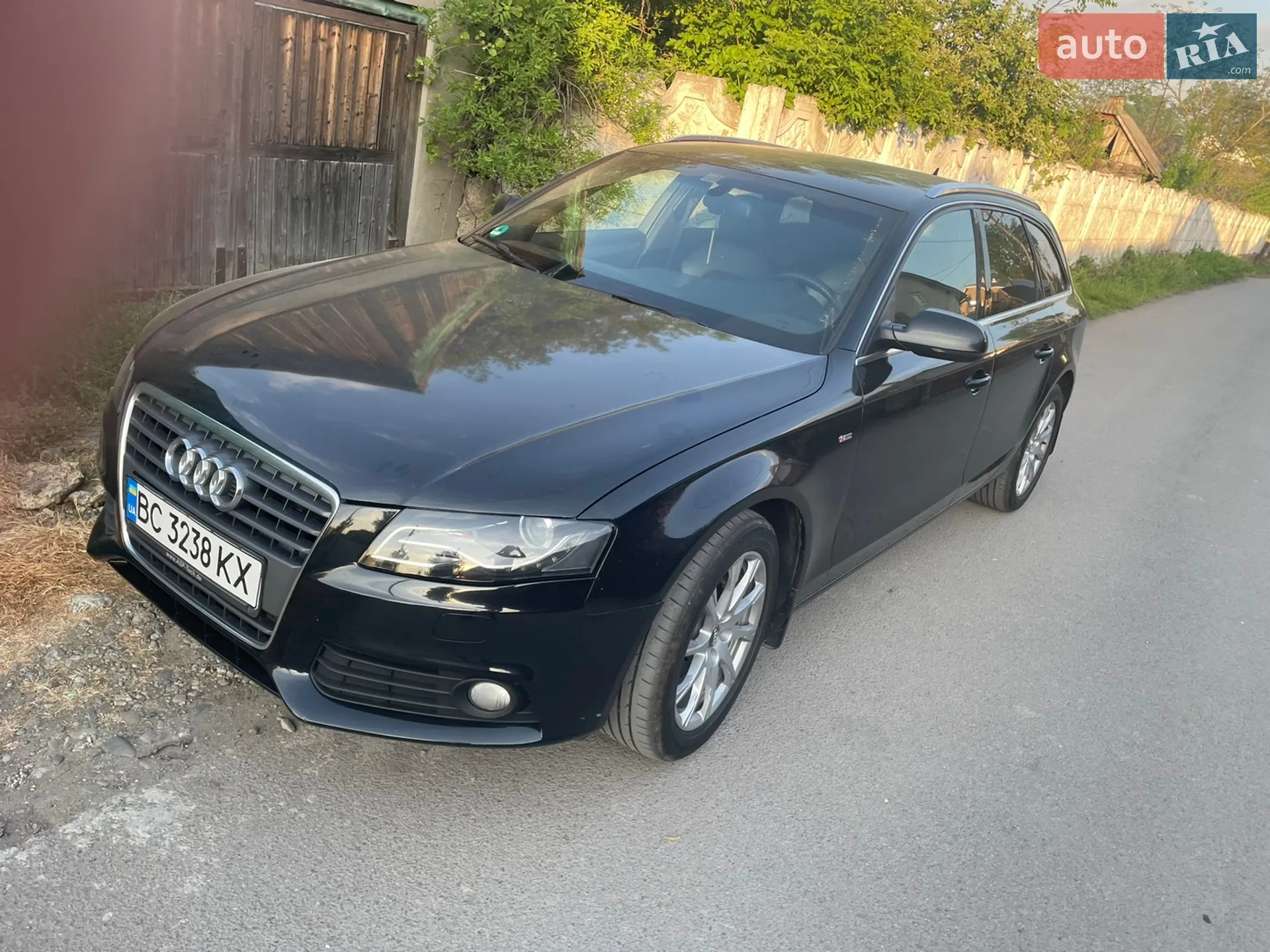 2011 Audi A4 - мініатюра 2
