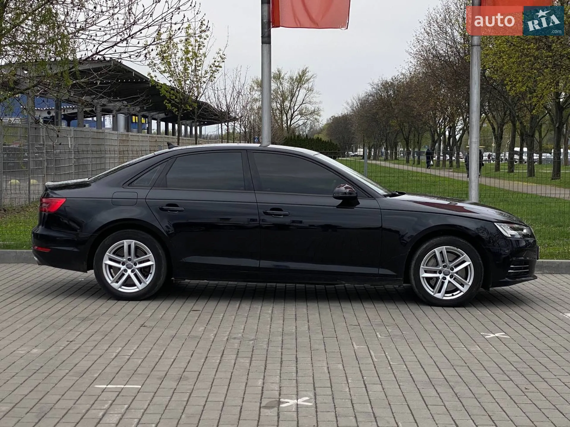 2017 Audi A4 - мініатюра 4