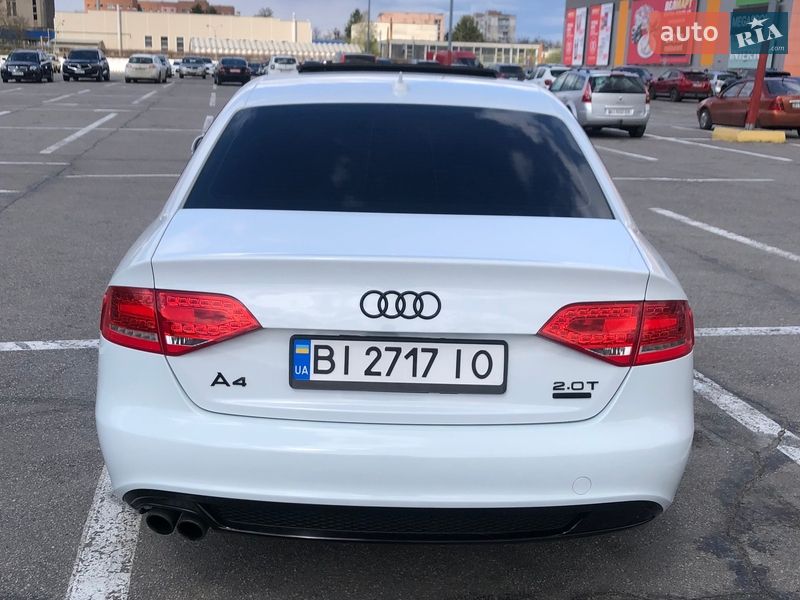 Седан Audi A4 2012 в Полтаве