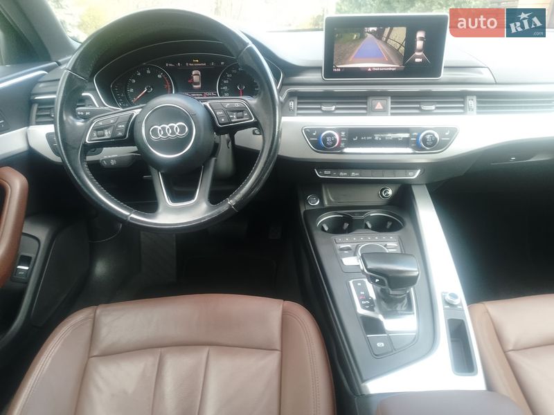Седан Audi A4 2016 в Киеве
