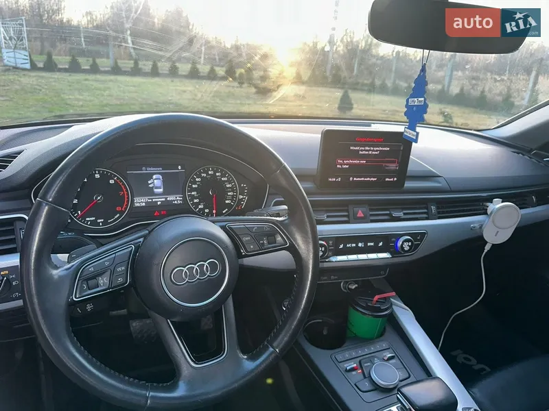 Audi A4 2017 VIN WAUANAF45HN069039 фото оголошення 8 з 49