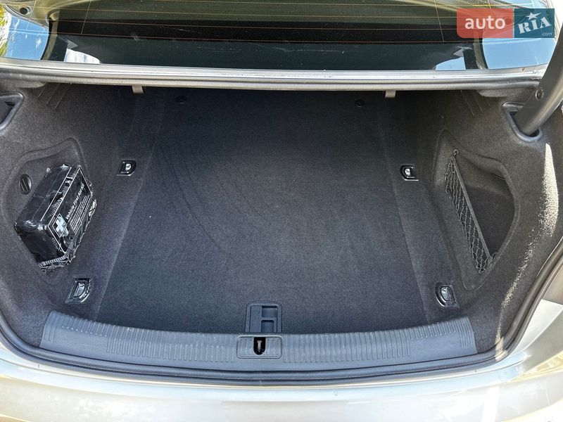 Седан Audi A4 2016 в Ровно фото 22 Седан Audi A4 2016 в Ровно