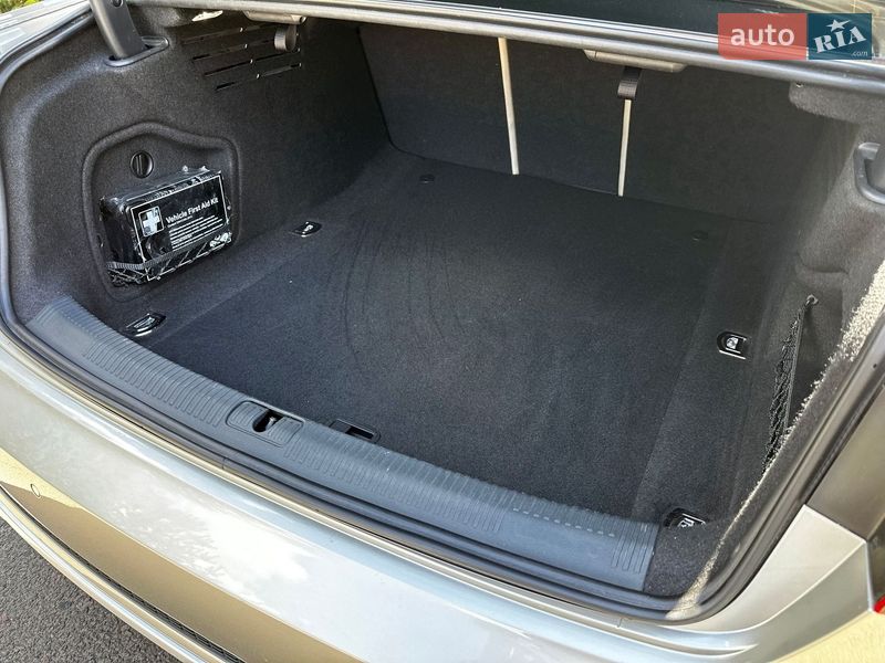 Седан Audi A4 2016 в Ровно фото 23 Седан Audi A4 2016 в Ровно