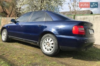 Седан Audi A4 1998 в Лесном Хлебичине