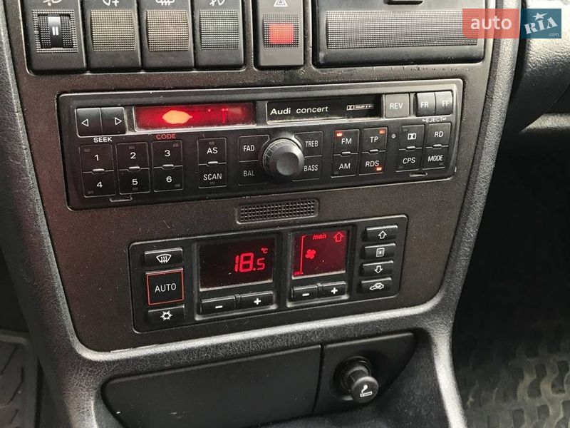 Седан Audi A4 1998 в Лесном Хлебичине