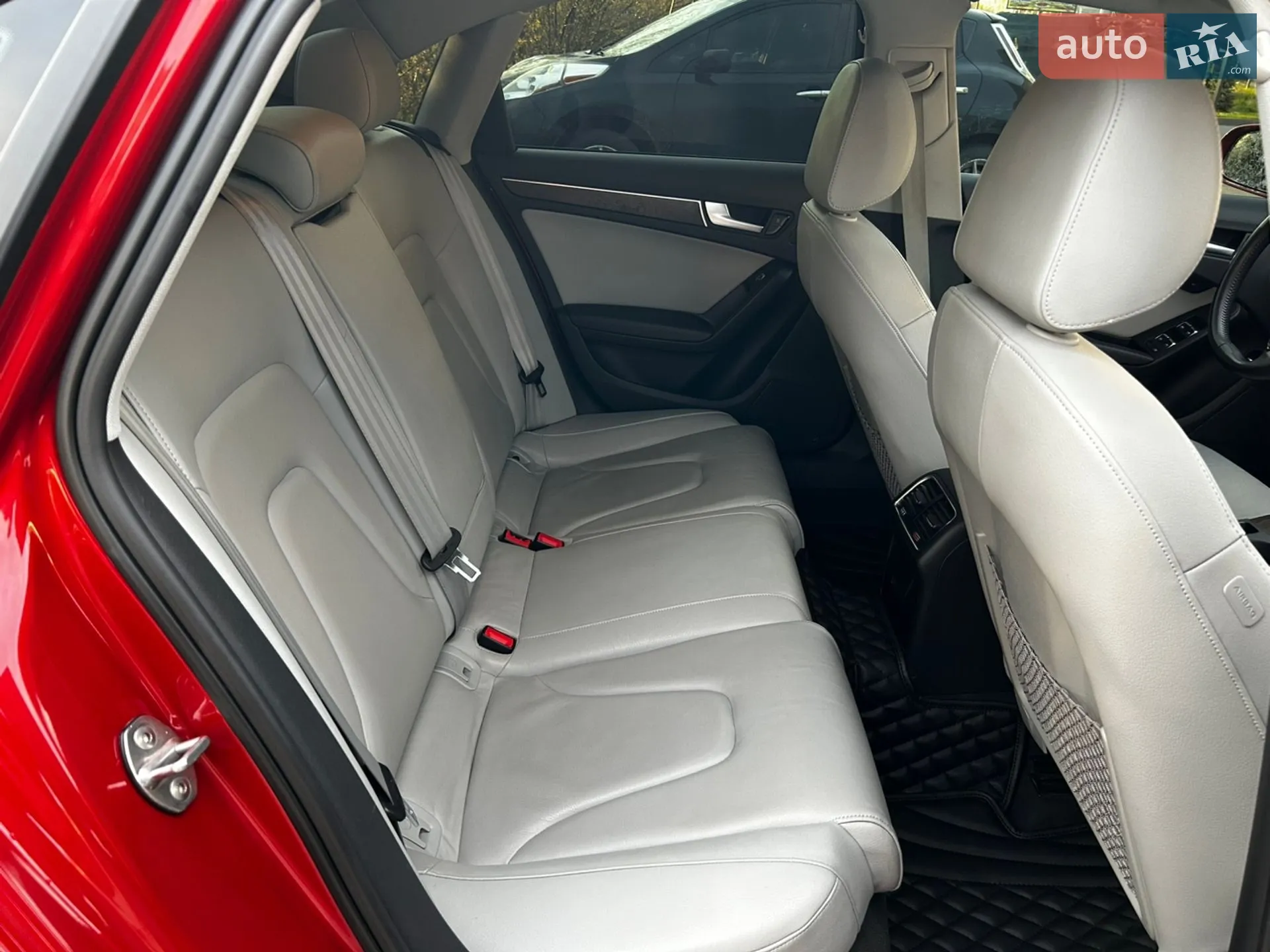 2012 Audi A4 - мініатюра 17