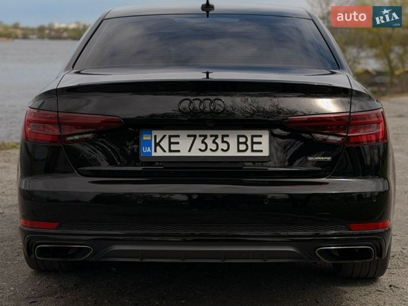 Седан Audi A4 2018 в Днепре