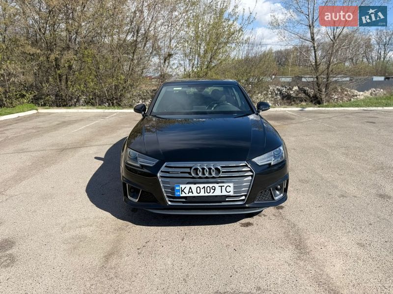 Седан Audi A4 2019 в Киеве