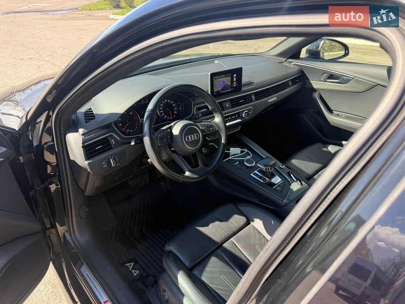 Седан Audi A4 2019 в Киеве