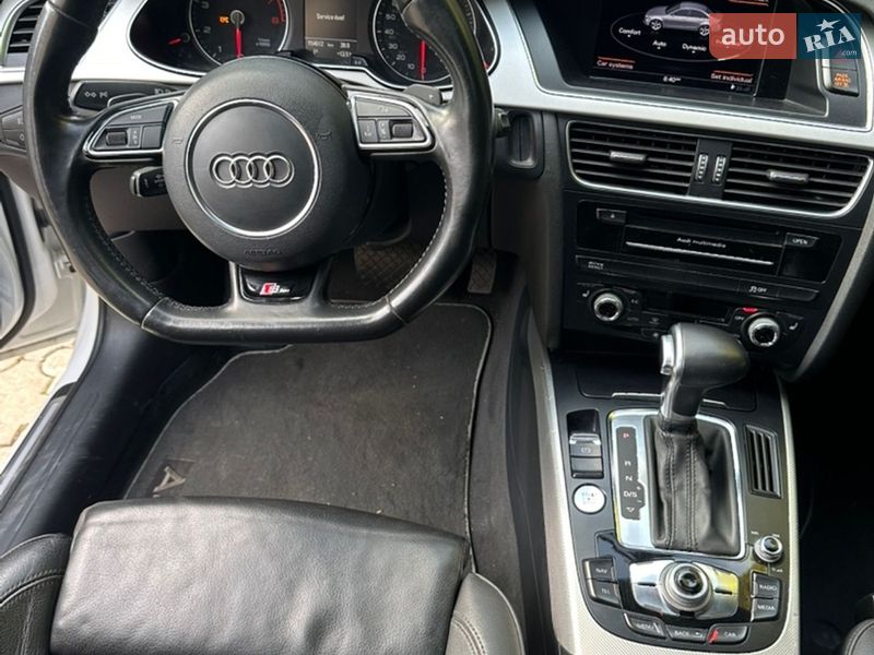 Седан Audi A4 2015 в Рівному